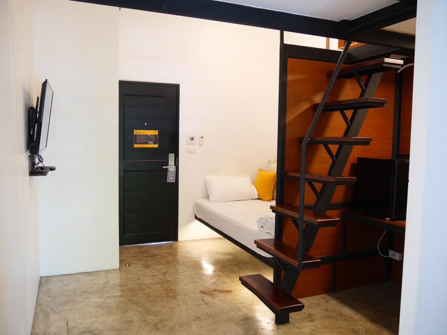 Book A Bed Poshtel - Sha Plus Phuket Kültér fotó