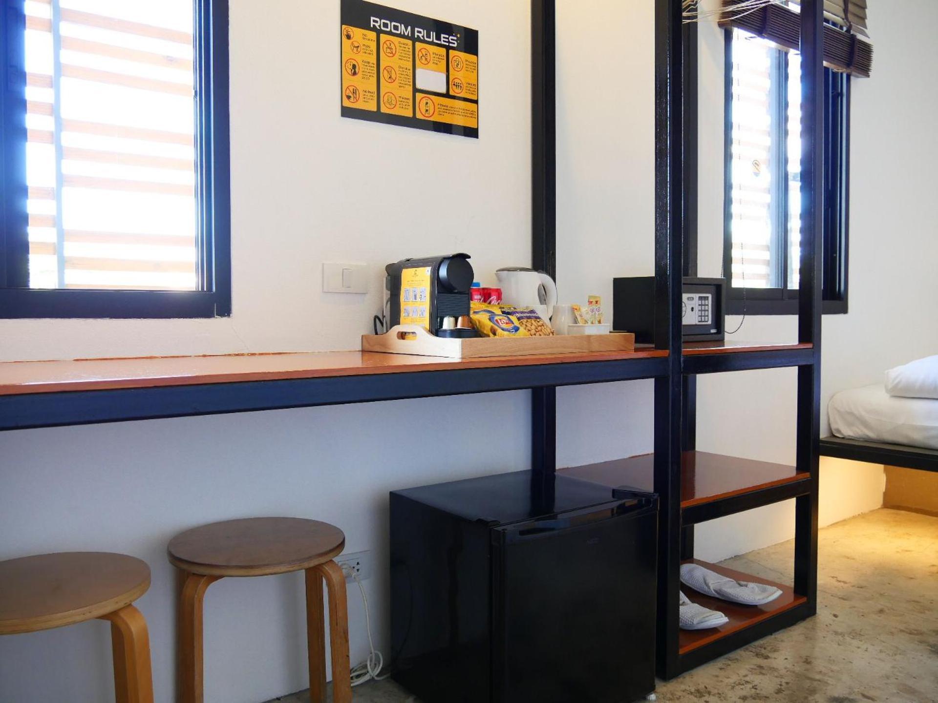 Book A Bed Poshtel - Sha Plus Phuket Kültér fotó